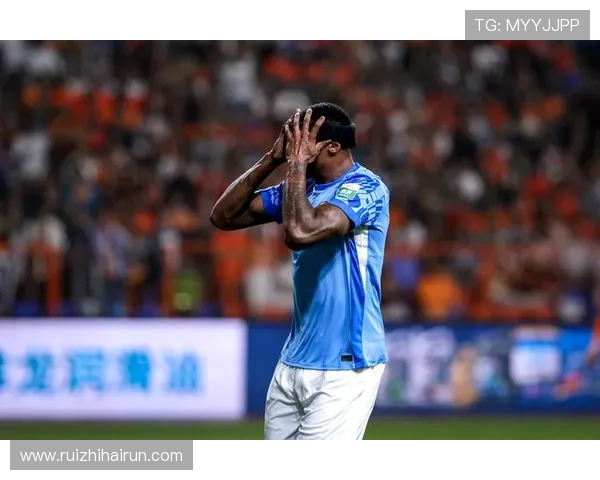 云南玉昆 7 场不败遭终结 恩里克赛后与国安球迷爆发激烈冲突