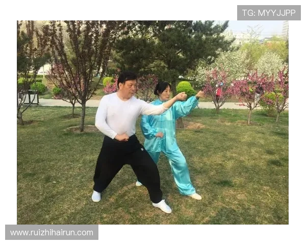 钟老师武术课堂：大树从体弱少年到功夫达人的蜕变(2)